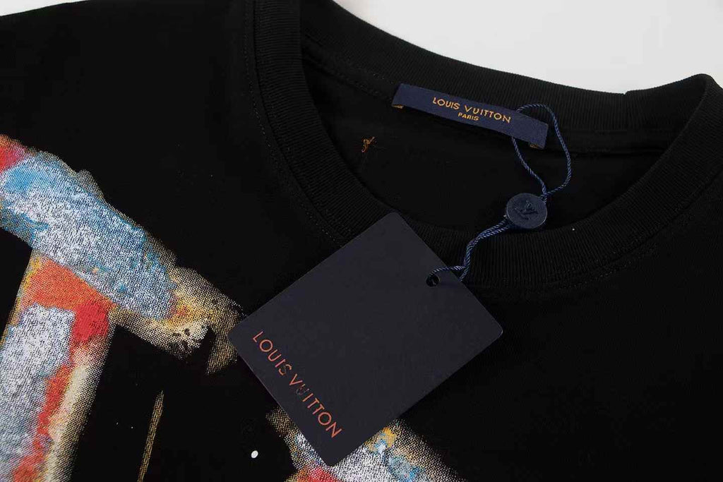 New colorful print t-shirt